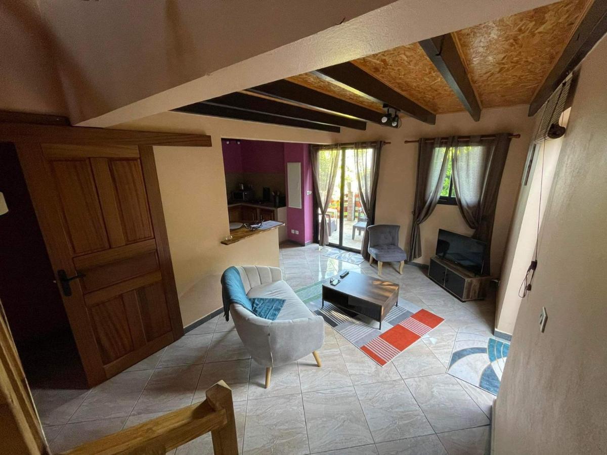 Les Vetyvers Trois Bassins Luaran gambar